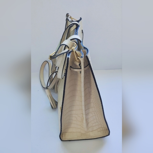 Persaman New York Cream Tote Bag - Picture 7 of 12